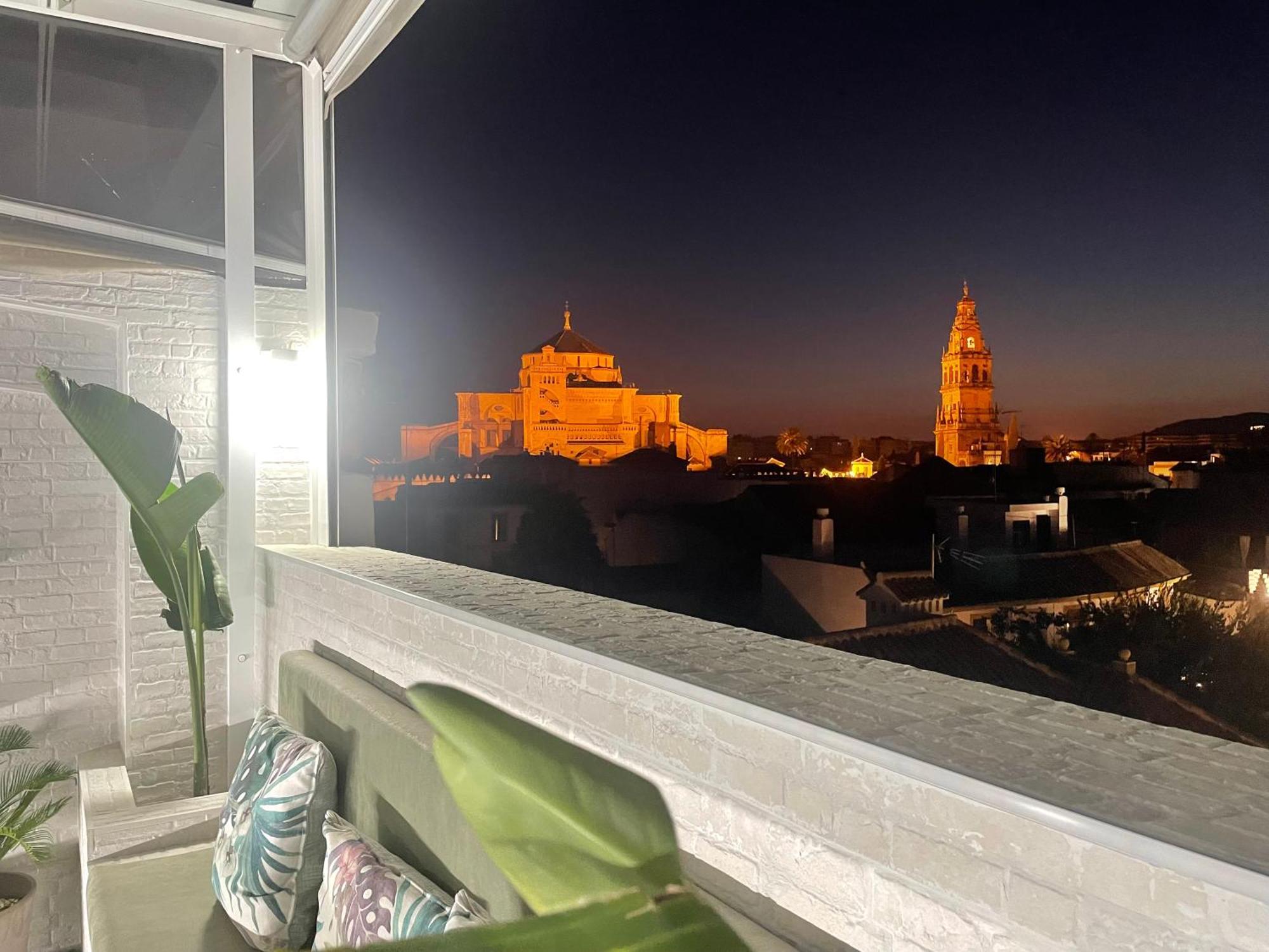 Atico De La Sultana Con Terraza Privada Lägenhet Córdoba Exteriör bild
